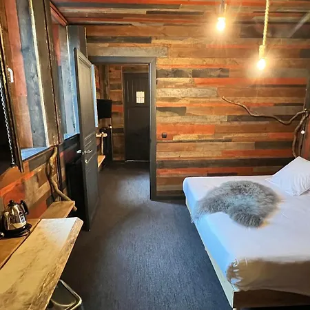 Domaine De Ronchinne - Maison Du Jardinier 3*