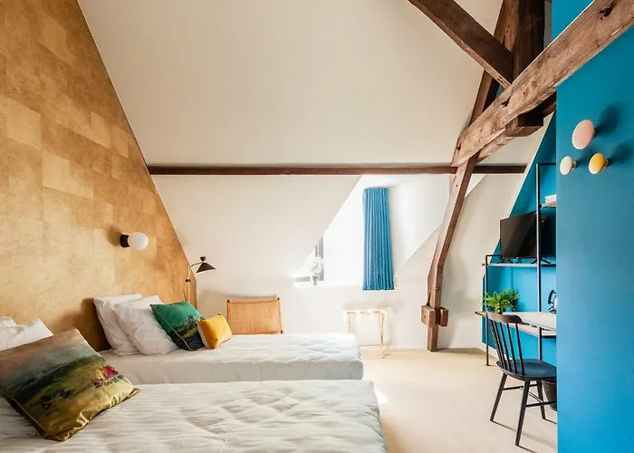 Hotel Domaine De Ronchinne - Maison Du Jardinier Maillen