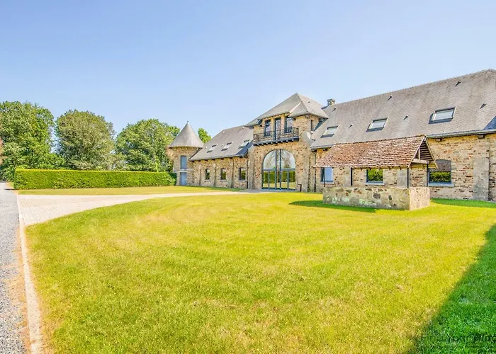 Hotel Domaine De Ronchinne - Maison Du Jardinier 3*